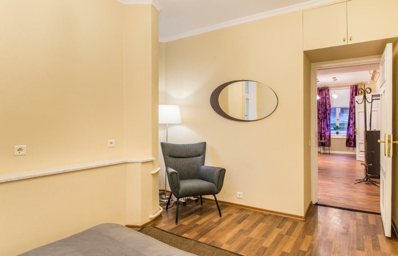 Charming Spacious 3 Bedroom In Old Town Riga Esterno foto