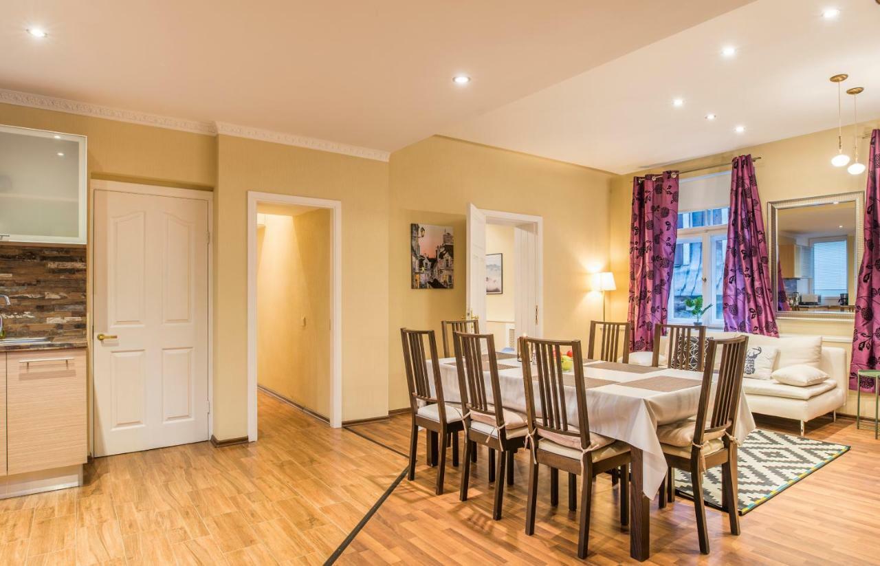Charming Spacious 3 Bedroom In Old Town Riga Esterno foto