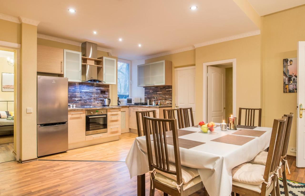 Charming Spacious 3 Bedroom In Old Town Riga Esterno foto